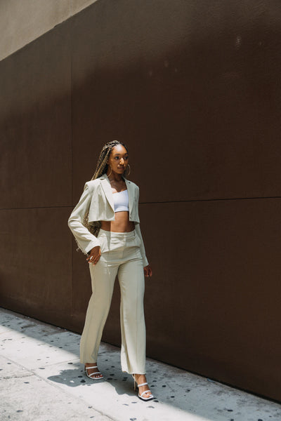 Exploring the J.Lindeberg Aesthetic: Style Meets Function