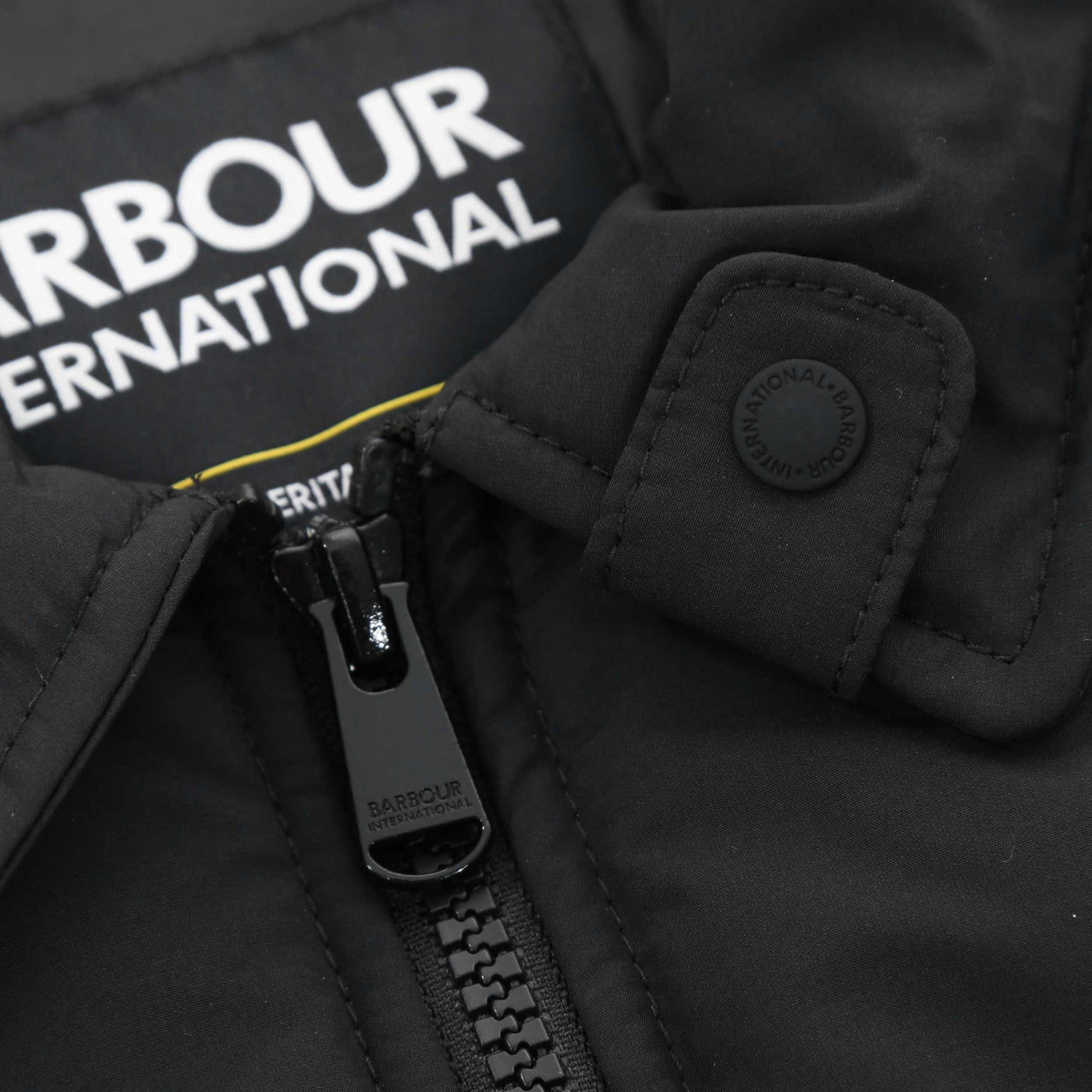 Barbour Distill Quilted Jacket in Black Zip