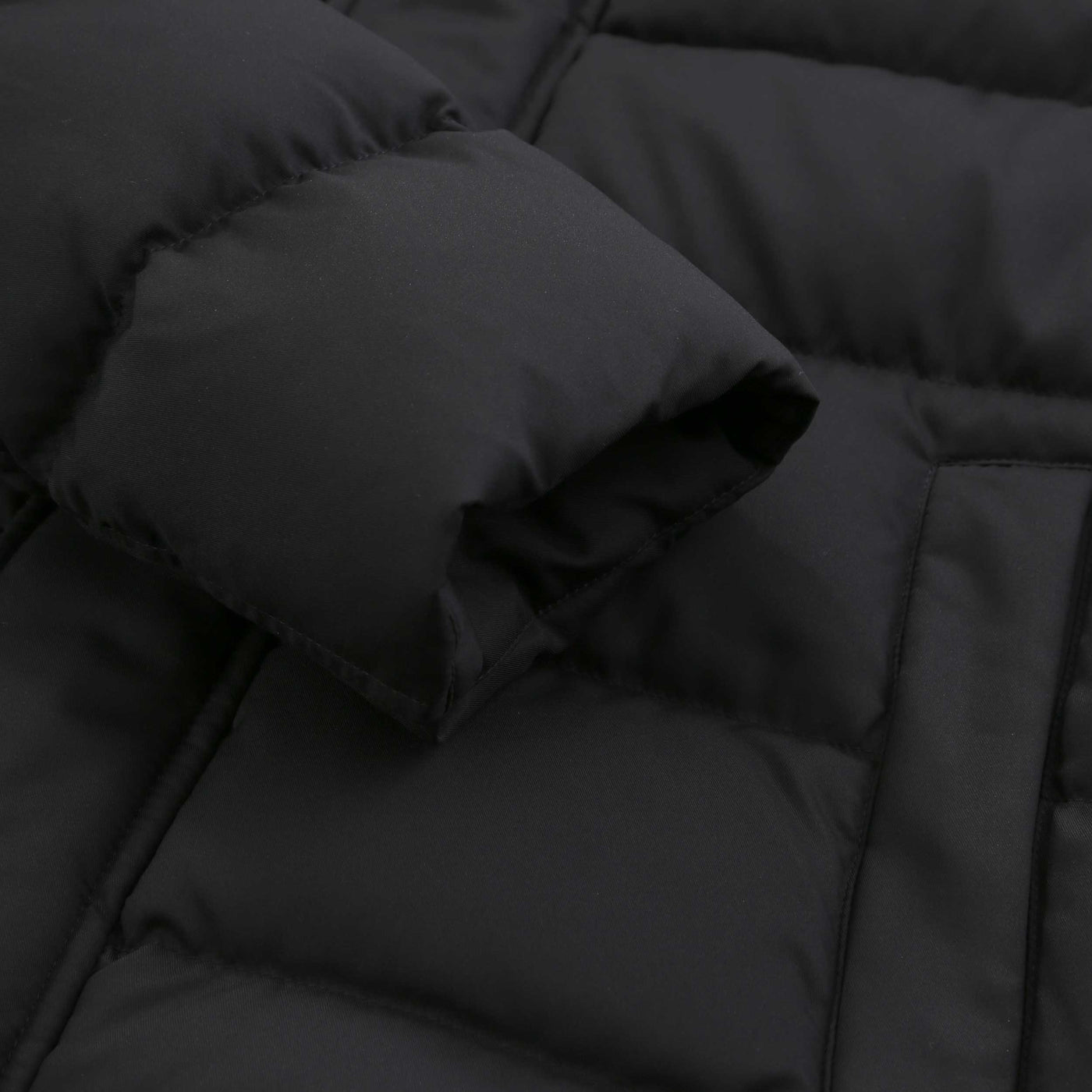 Herno Bomber Arendelle Con Collo Fau Jacket in Black Cuff