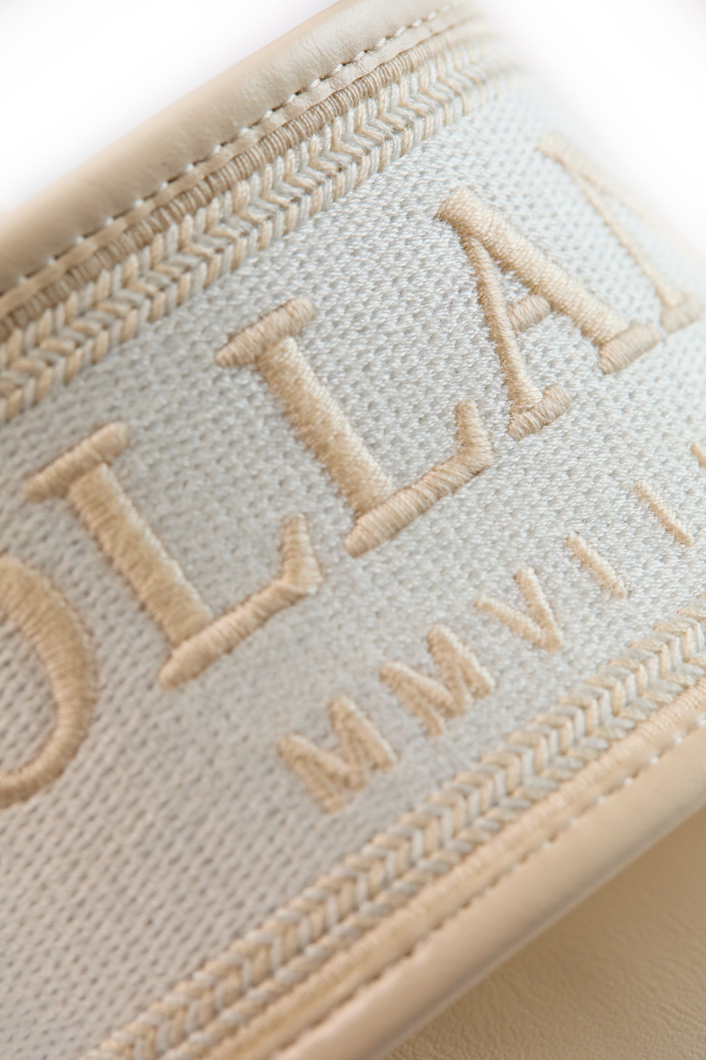 Holland Cooper Pimlico Mule Shoe in Cream Ecru Logo