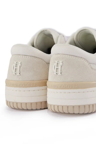 Holland Cooper Retro Ladies Trainer in Off White Heel Logo