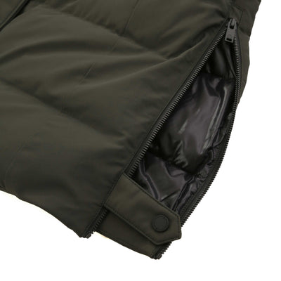 Moose Knuckles Watershed 3 Parka SH Ladies Jacket in Dark Olive Zip Detail